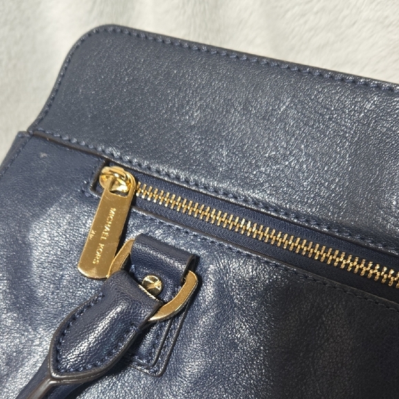 Michael Kors Vintage NAVY Satchel Gold MK HDWR Classic Elegance Soft Leather HTF - Picture 7 of 16